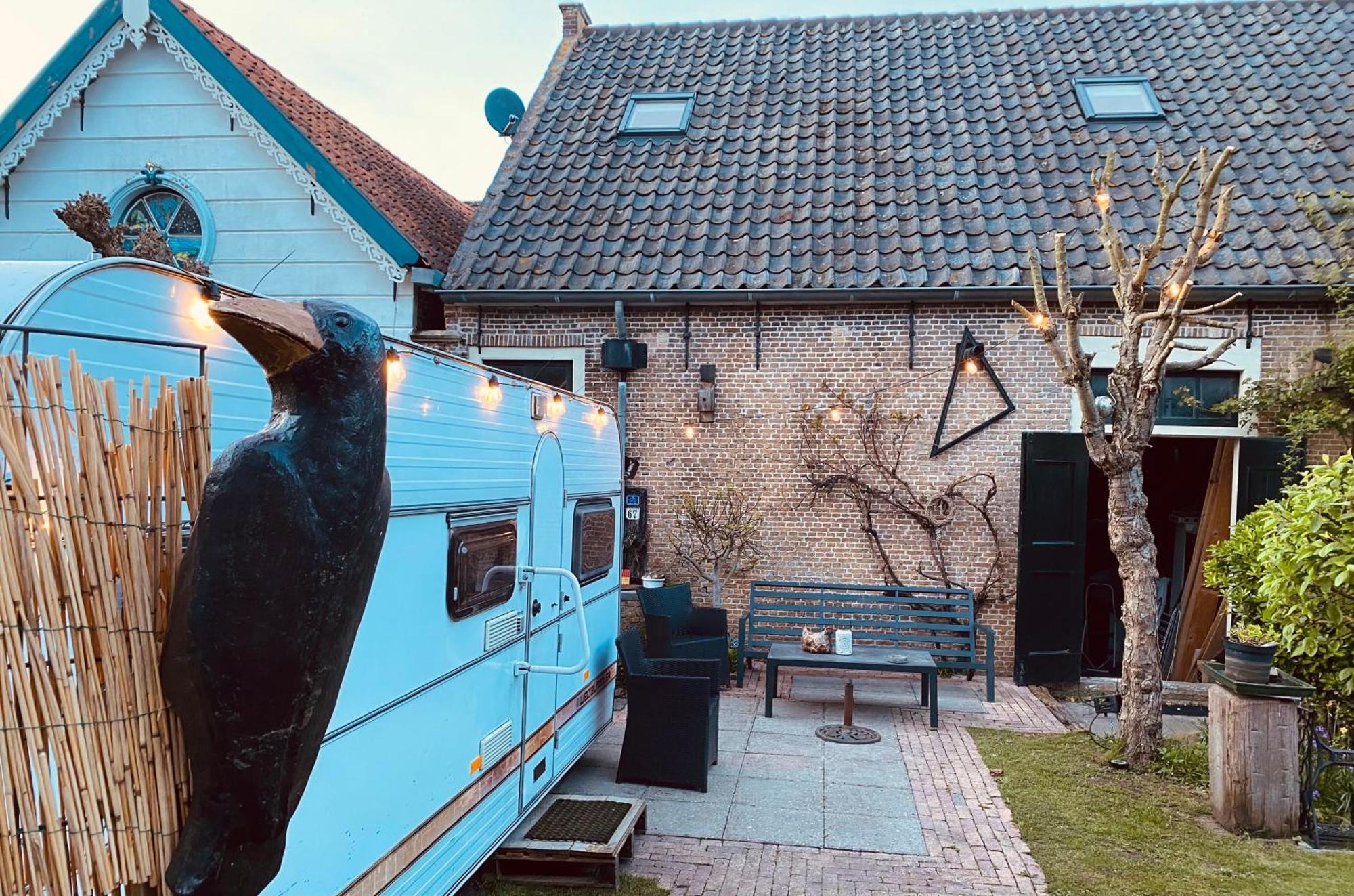 Caravan Stadstuin Goedereede Let Op De Badkamer Moet Met Andere Gasten Gedeeld Worden 외부 사진